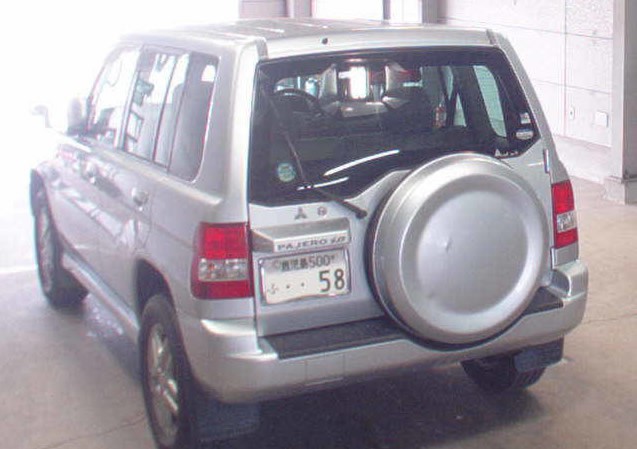 2003 MITSUBISHI PAJERO IO