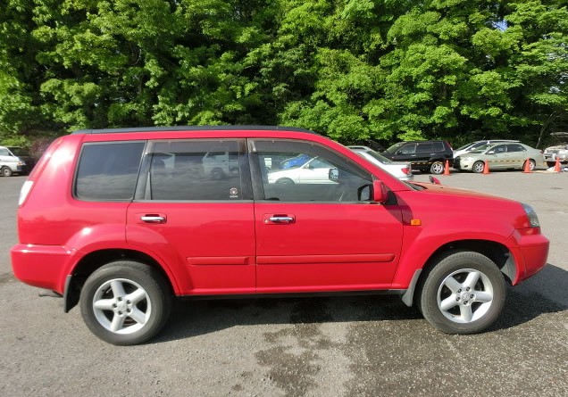 2002 NISSAN X-TRAIL